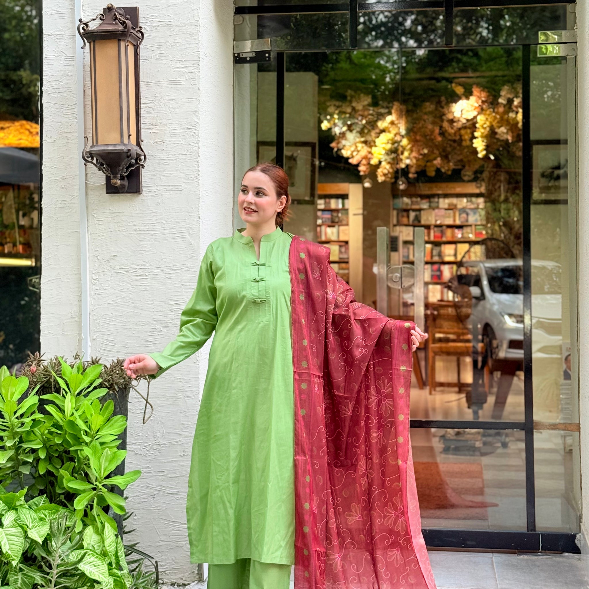 Fresh Green with Scarlet Charm ☘️